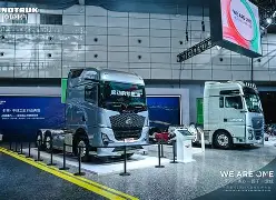 爱游戏入口- 重磅!赛前曼联备战荷甲山东泰山队长鼓劲备战荷甲,巴黎圣日耳曼手感冰凉备战葡超